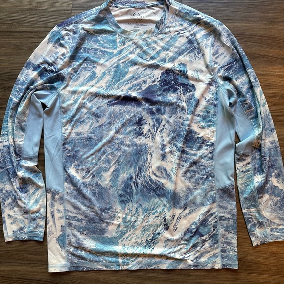 Other - Realtree Fishing Shirt